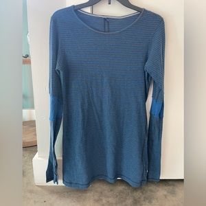 Lululemon long sleeved blue and grey striped tee. Size 10.